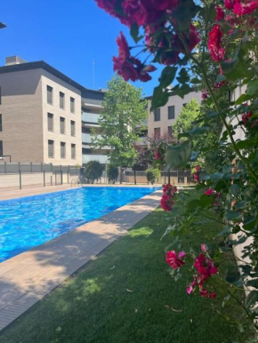 Nuevo, espacioso y confortable con pkg y piscina